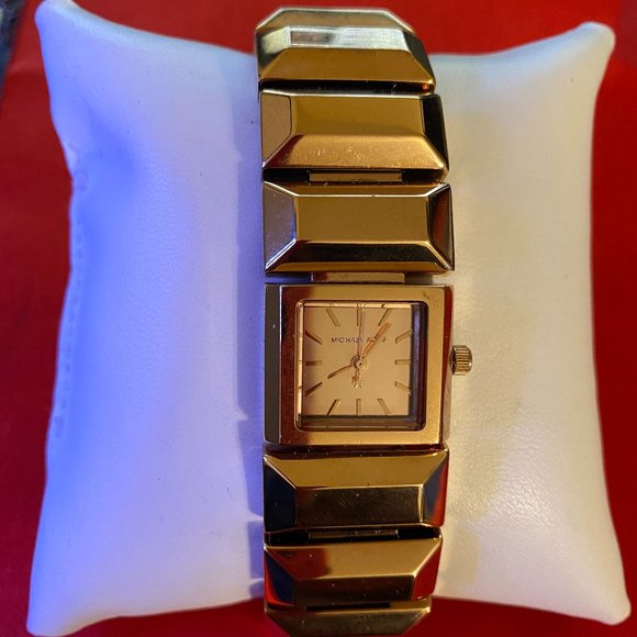 MICHAEL KORS Quartz Rose Gold Dial Ladies Watch - Picture 1 of 5